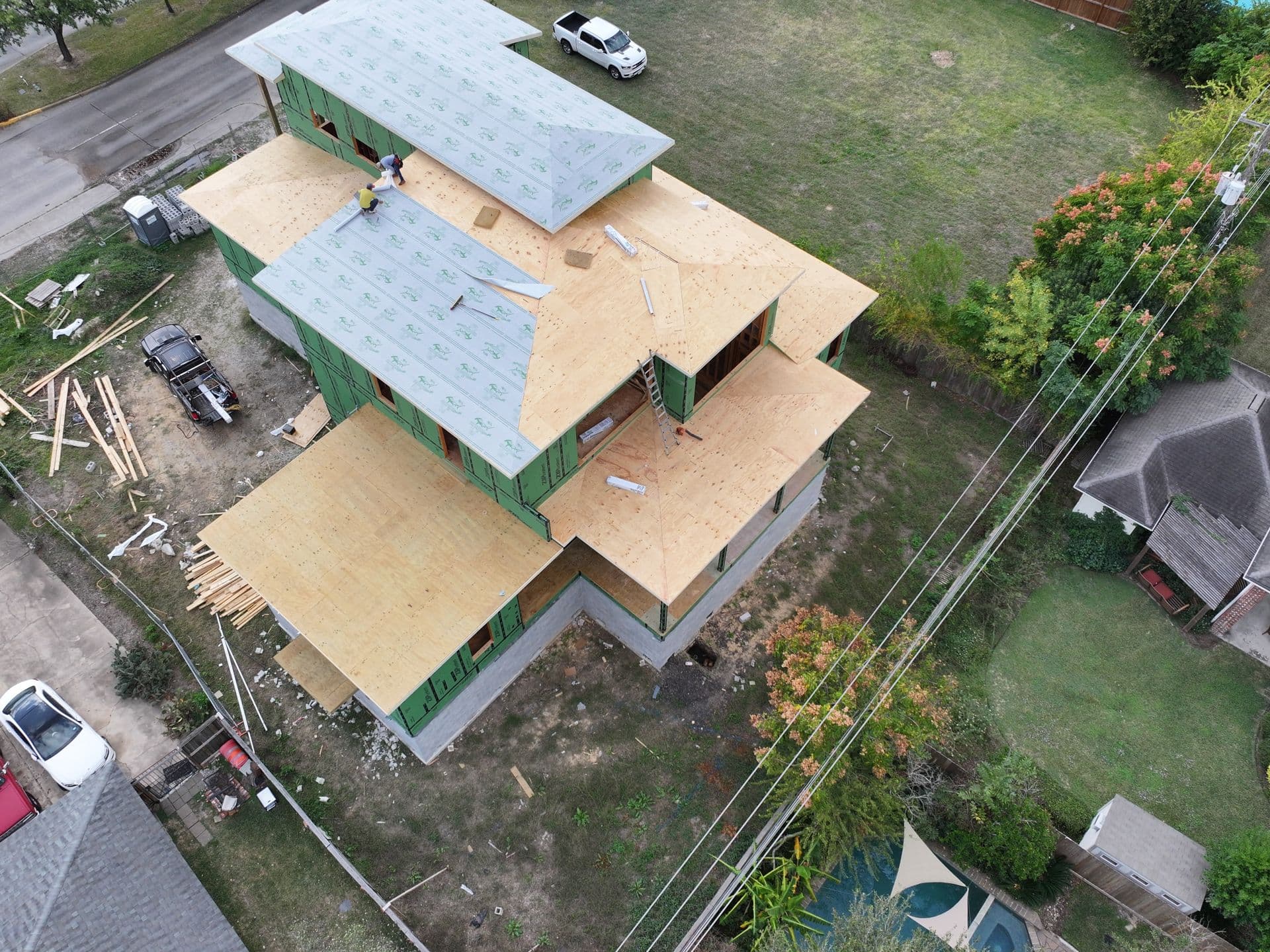 A New Roof Built for the Gulf Coast